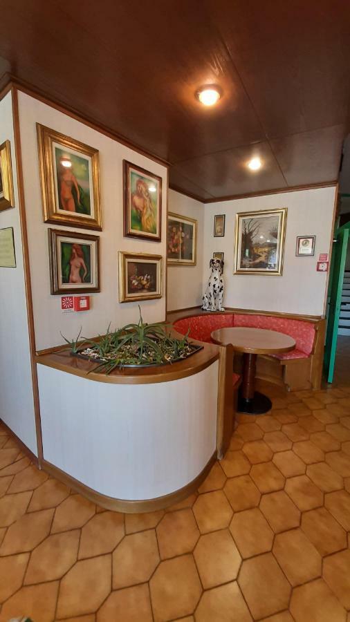 阿斯托利亚酒店 Tabiano Terme 外观 照片